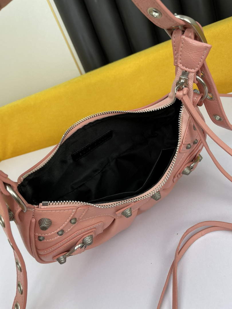 Balenciaga 700940210 Women's Neo Cagole Xs Handbag In Pink