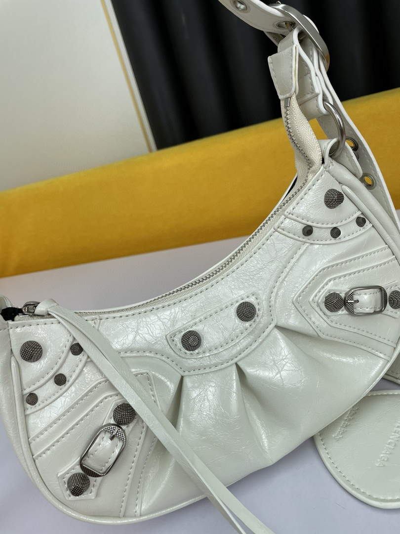 Balenciaga 700940210 Women's Neo Cagole Xs Handbag In White