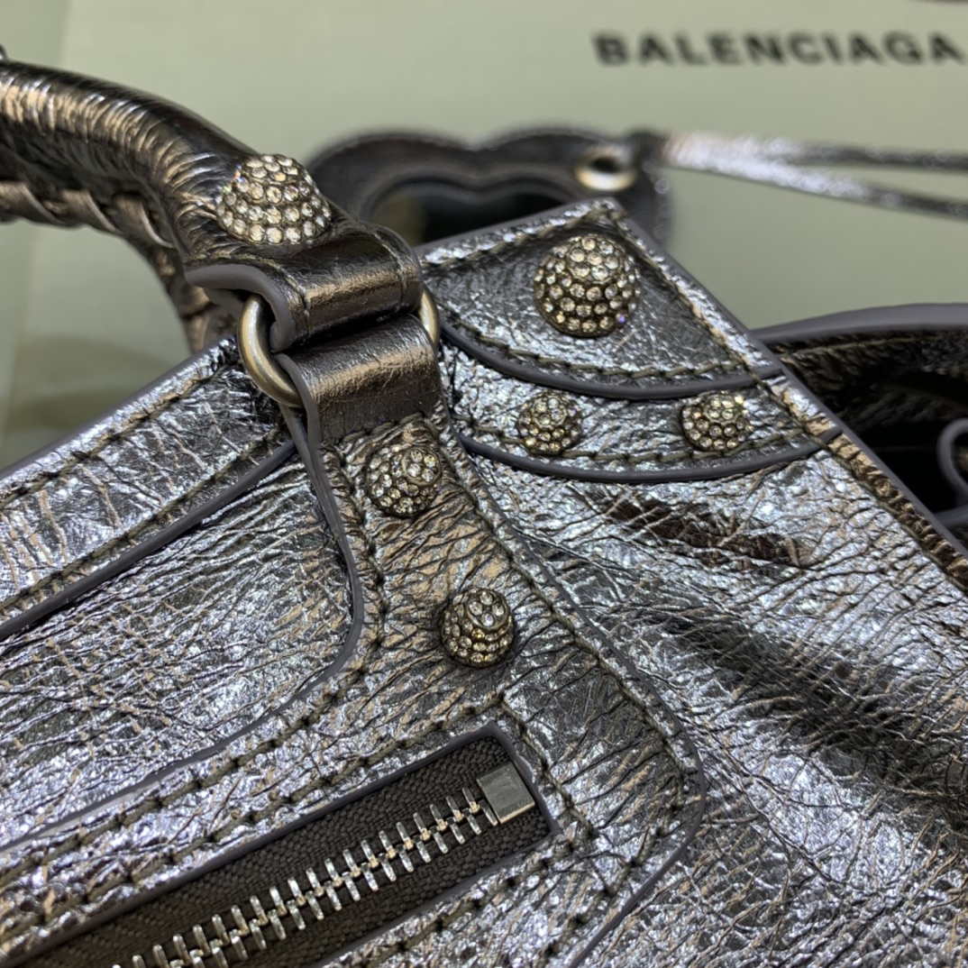 Balenciaga 700940210B Neo Cagole City Handbag in Sliver Grey Arena Lambskin