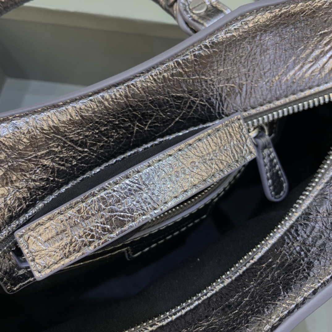 Balenciaga 700940210B Neo Cagole City Handbag in Sliver Grey Arena Lambskin