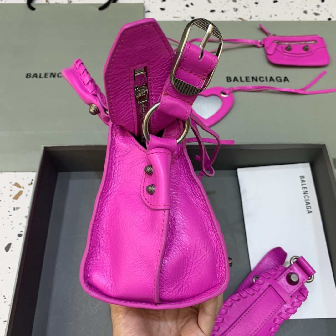 Balenciaga 700940210B Neo Cagole City Handbag in Sky Pink Arena Lambskin
