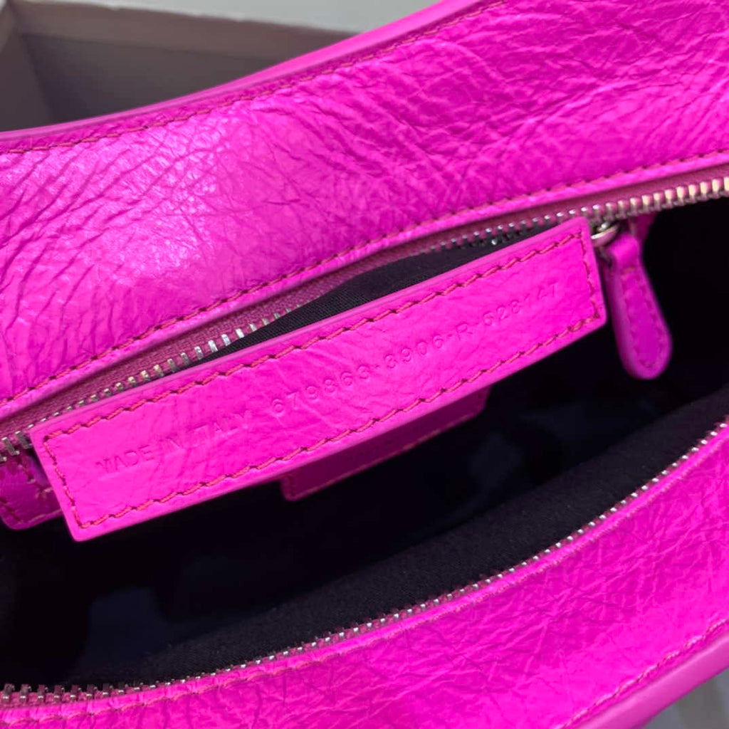 Balenciaga 700940210B Neo Cagole City Handbag in Sky Pink Arena Lambskin
