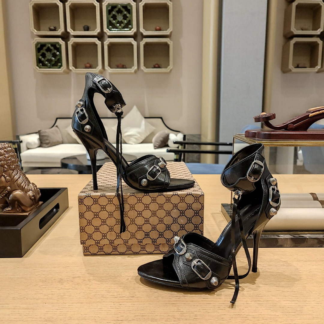 Balenciaga 743057 Women's Cagole 110mm Sandal Optic B77567