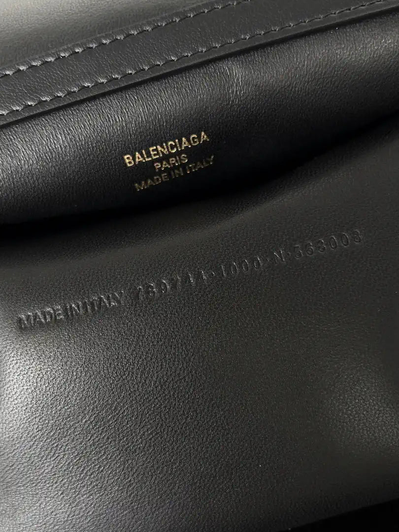 Balenciaga 7897442 Rodeo Handbag Large in Black smooth calfskin aged-Gold