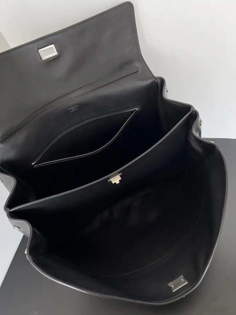 Balenciaga 7897442 Rodeo Handbag Large in Black smooth calfskin aged-Silver