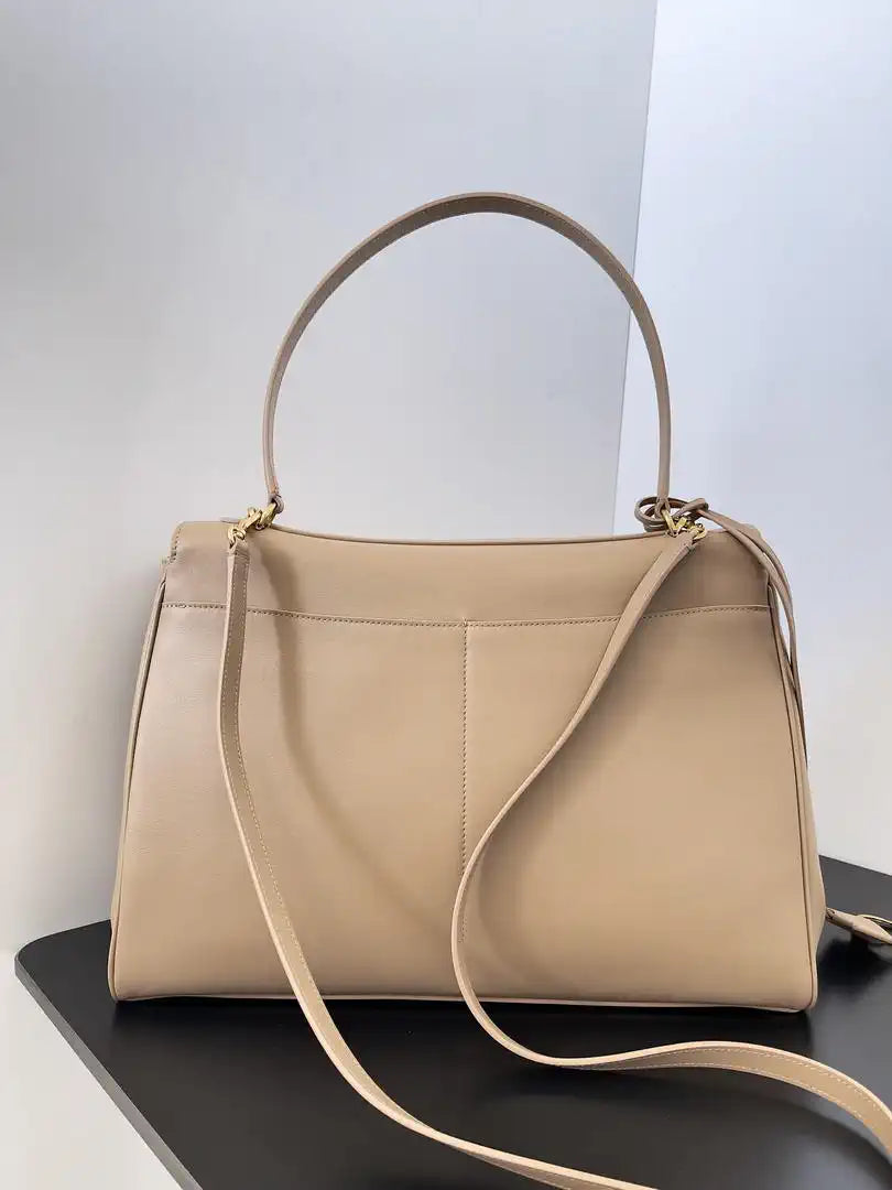 Balenciaga 7897442 Rodeo Handbag Large in Apricot smooth calfskin aged-Gold