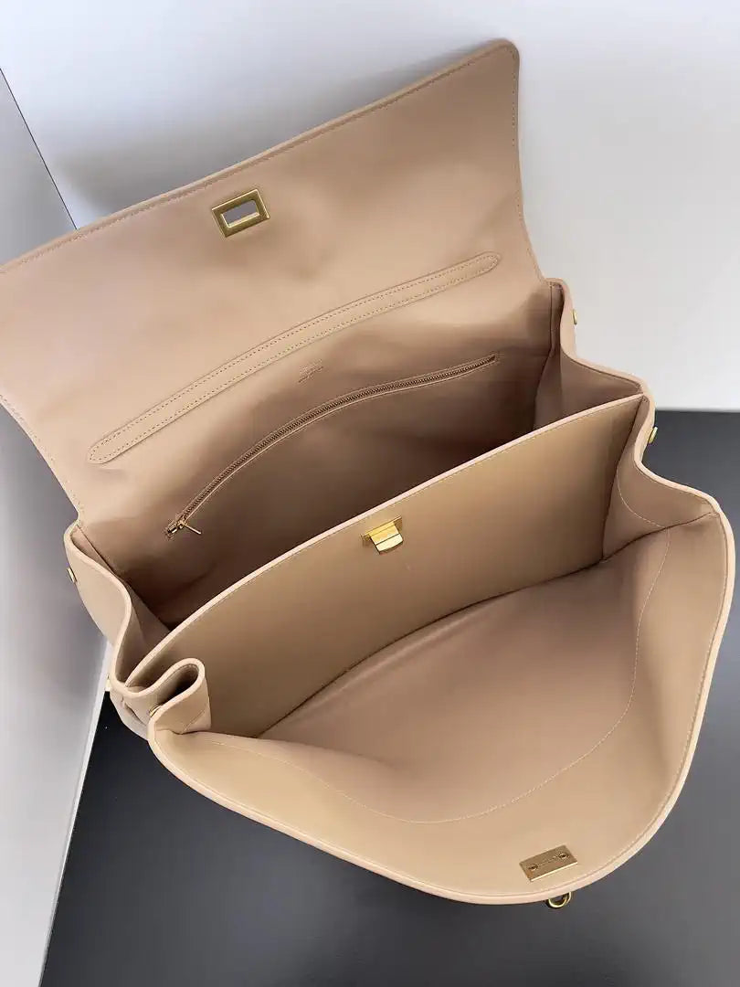 Balenciaga 7897442 Rodeo Handbag Large in Apricot smooth calfskin aged-Gold