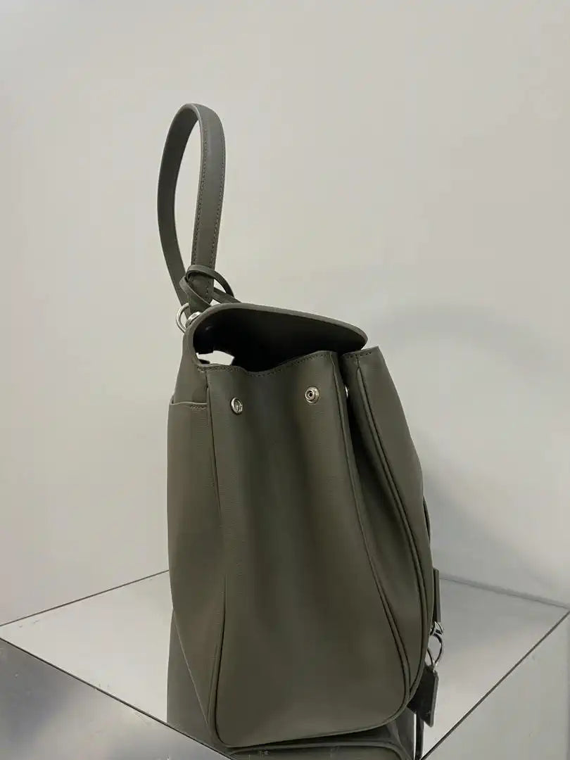 Balenciaga 7897442 Rodeo Handbag Large in green smooth calfskin aged-Gold