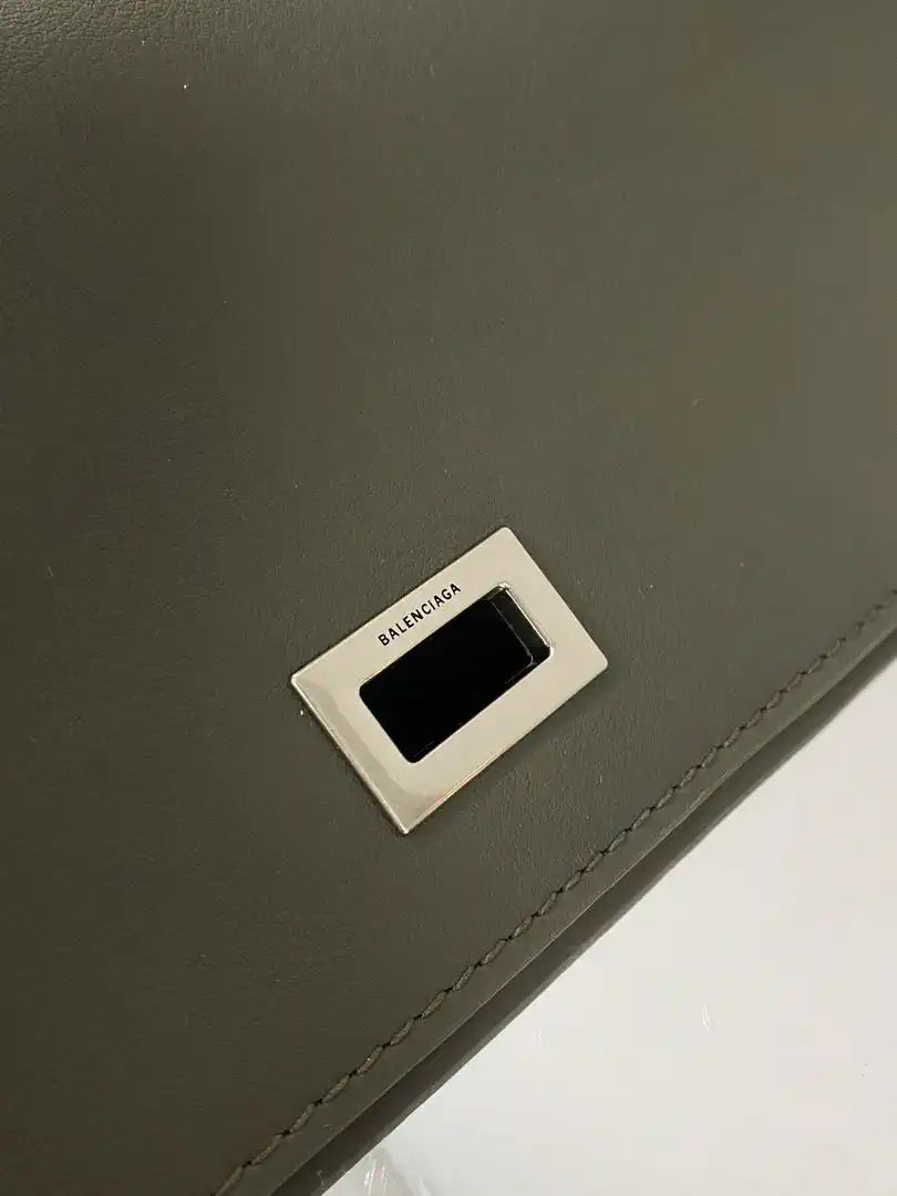 Balenciaga 7897442 Rodeo Handbag Large in green smooth calfskin aged-Gold