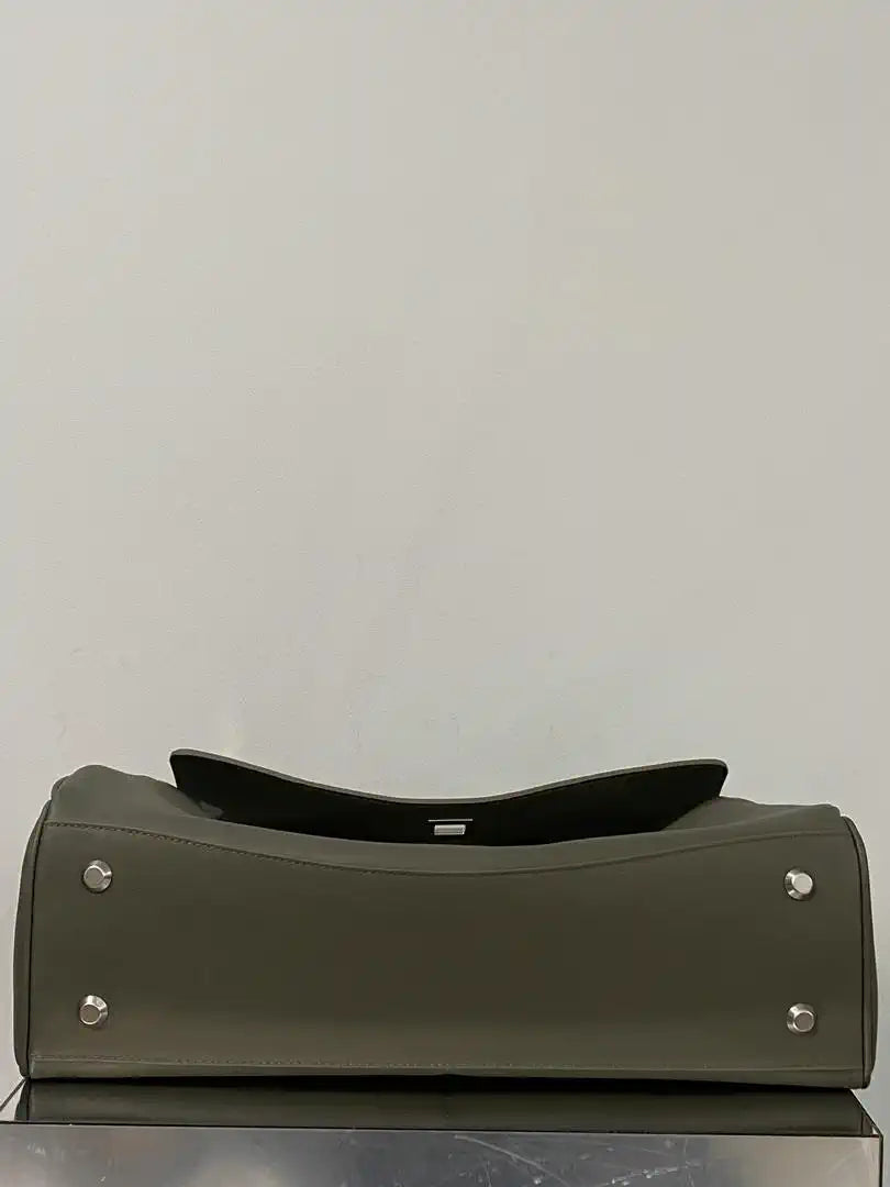 Balenciaga 7897442 Rodeo Handbag Large in green smooth calfskin aged-Gold