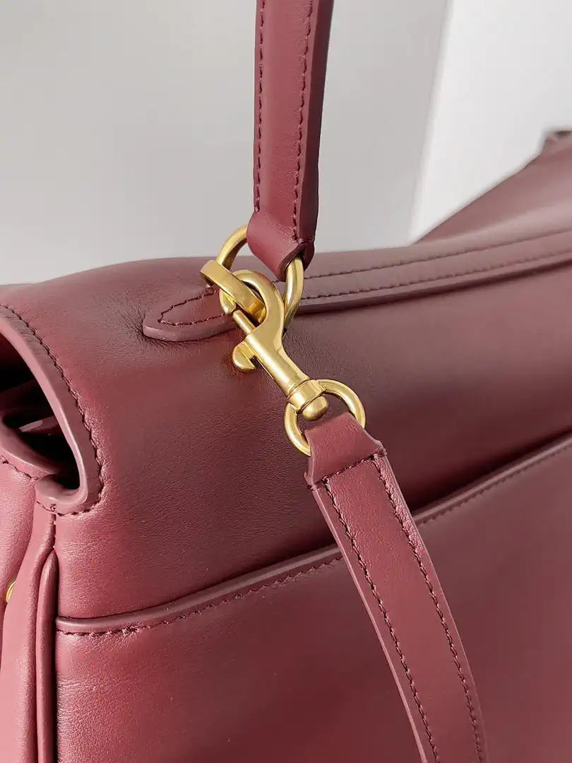 Balenciaga 7897442 Rodeo Handbag Large in Red smooth calfskin aged-Gold
