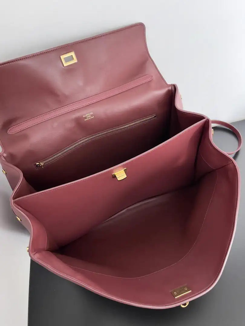Balenciaga 7897442 Rodeo Handbag Large in Red smooth calfskin aged-Gold