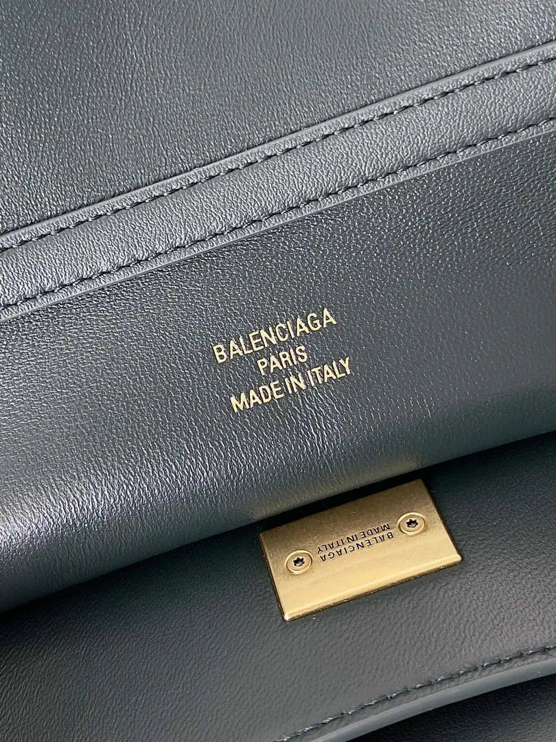 Balenciaga 7897442 Rodeo Handbag Large in Forest green smooth calfskin aged-Gold
