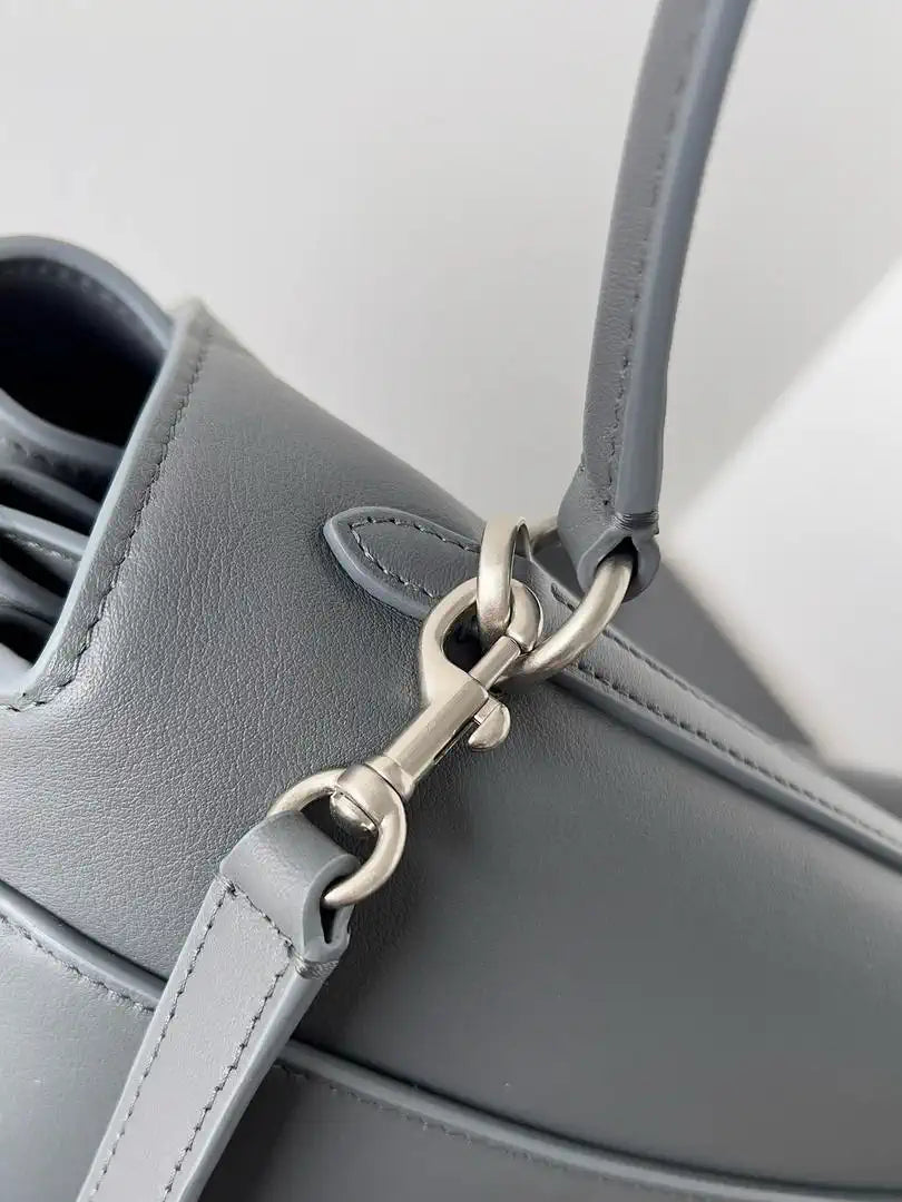 Balenciaga 7897442 Rodeo Handbag Large in Gray smooth calfskin aged-Silver