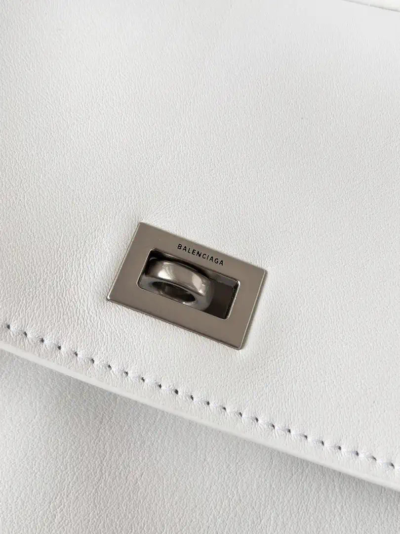 Balenciaga 7897442 Rodeo Handbag Large in White smooth calfskin aged-Silver