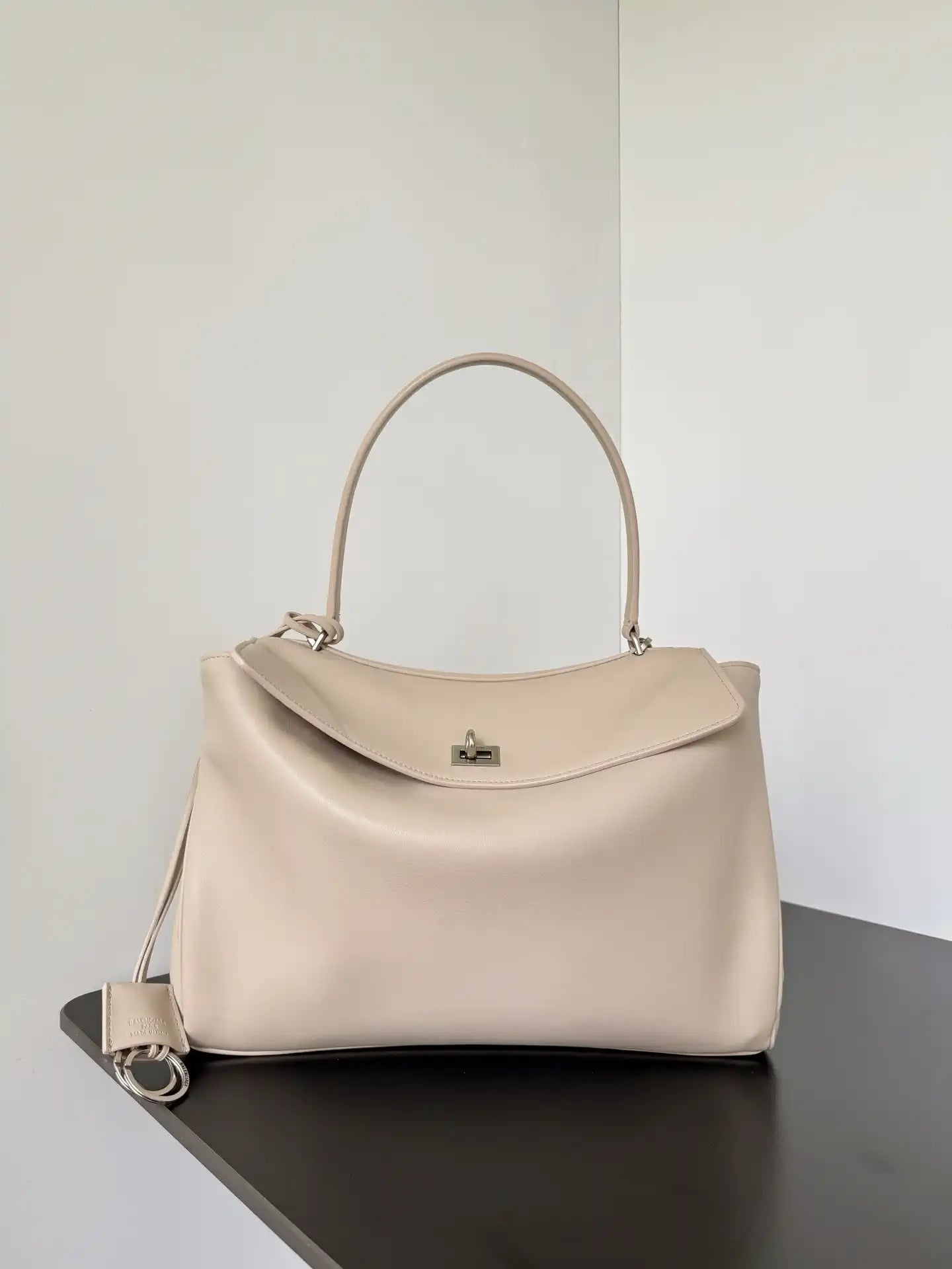 Balenciaga 7897722 Rodeo Handbag Medium in Beige smooth calfskin aged-Silver