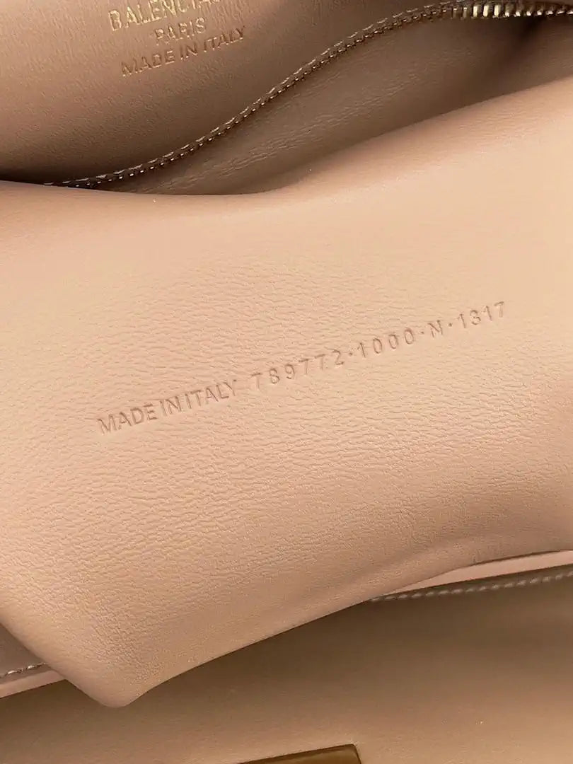 Balenciaga 7897722 Rodeo Handbag Medium in Milk Tea smooth calfskin Gold