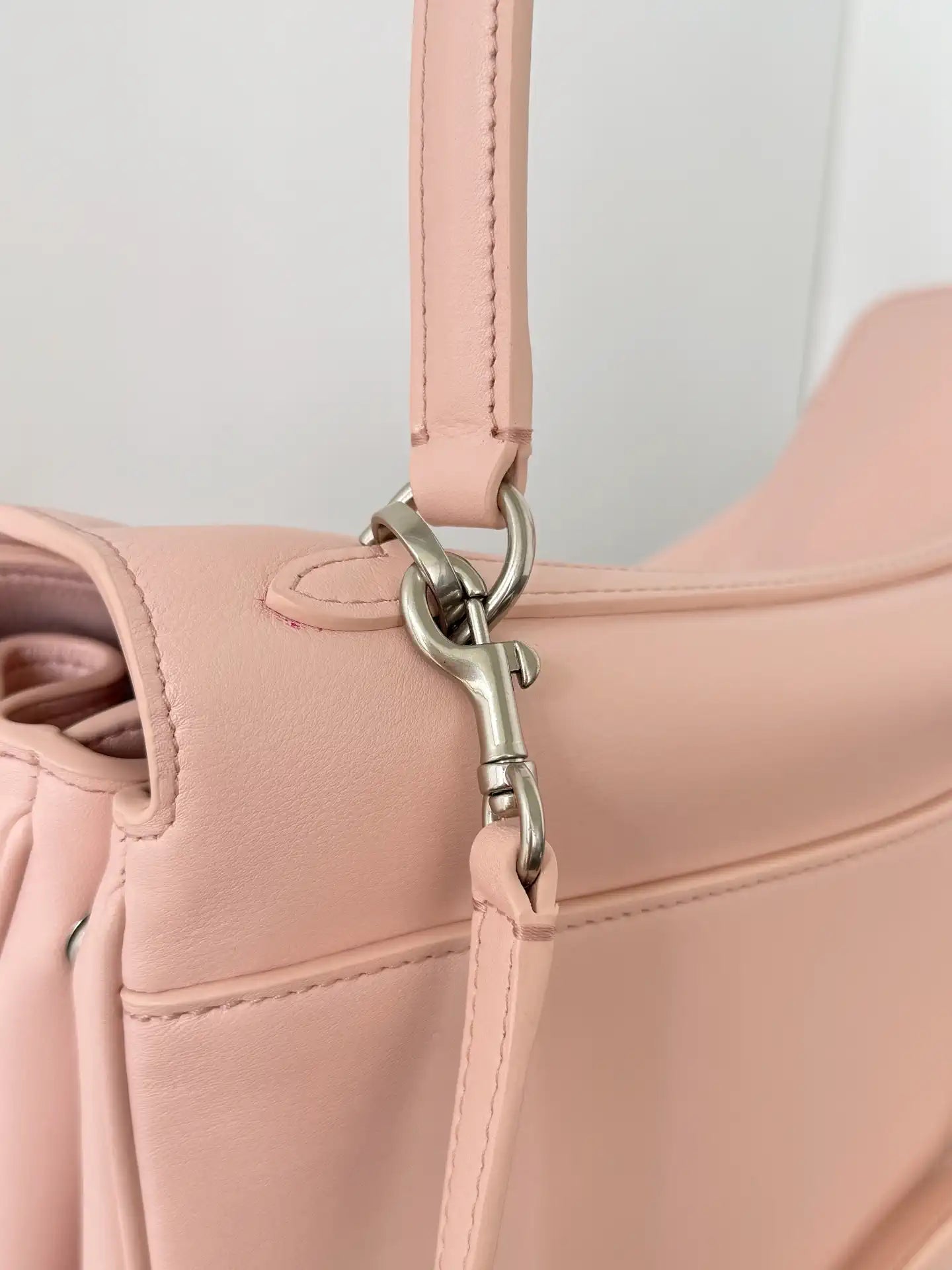 Balenciaga 7897722 Rodeo Handbag Medium in Pink smooth calfskin aged-Silver