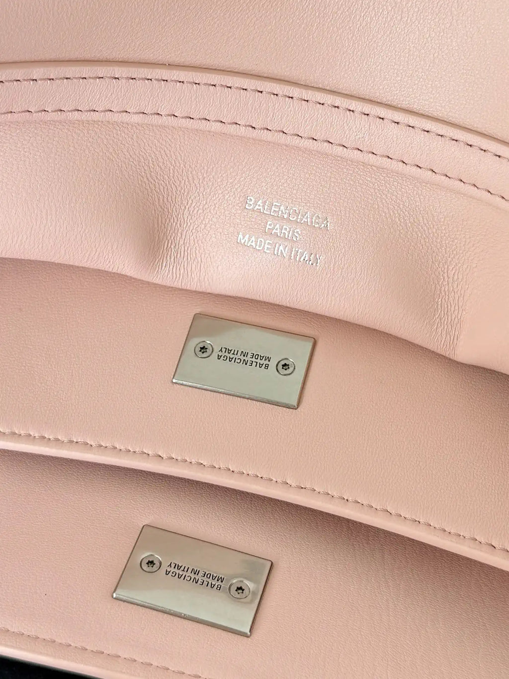 Balenciaga 7897722 Rodeo Handbag Medium in Pink smooth calfskin aged-Silver