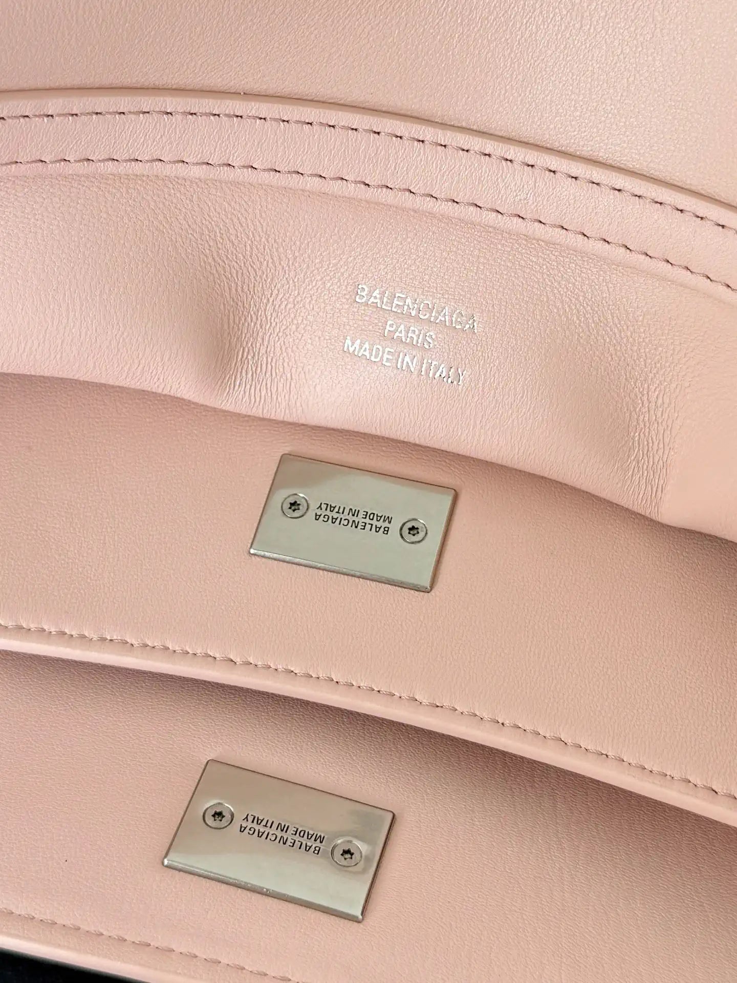 Balenciaga 7897722 Rodeo Handbag Medium in Pink smooth calfskin aged-Silver