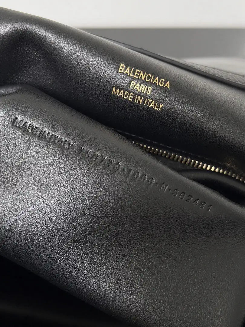 Balenciaga 7897792 Rodeo Handbag Small in black smooth calfskin  aged-gold hardware