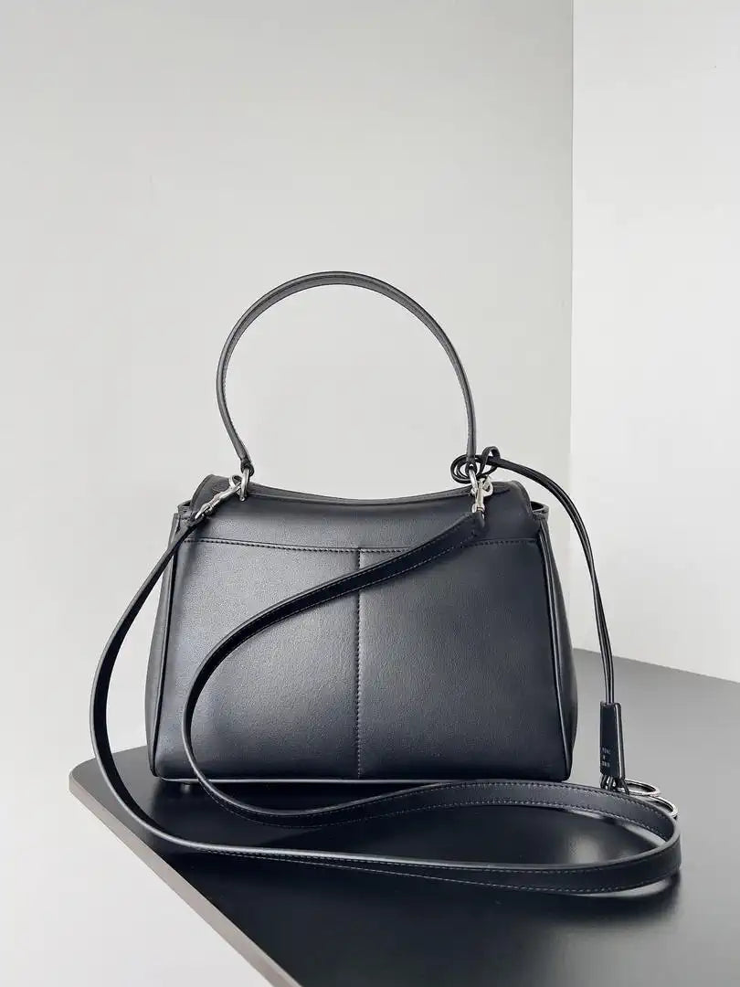 Balenciaga 7897792 Rodeo Handbag Small in black smooth calfskin  aged-Silver