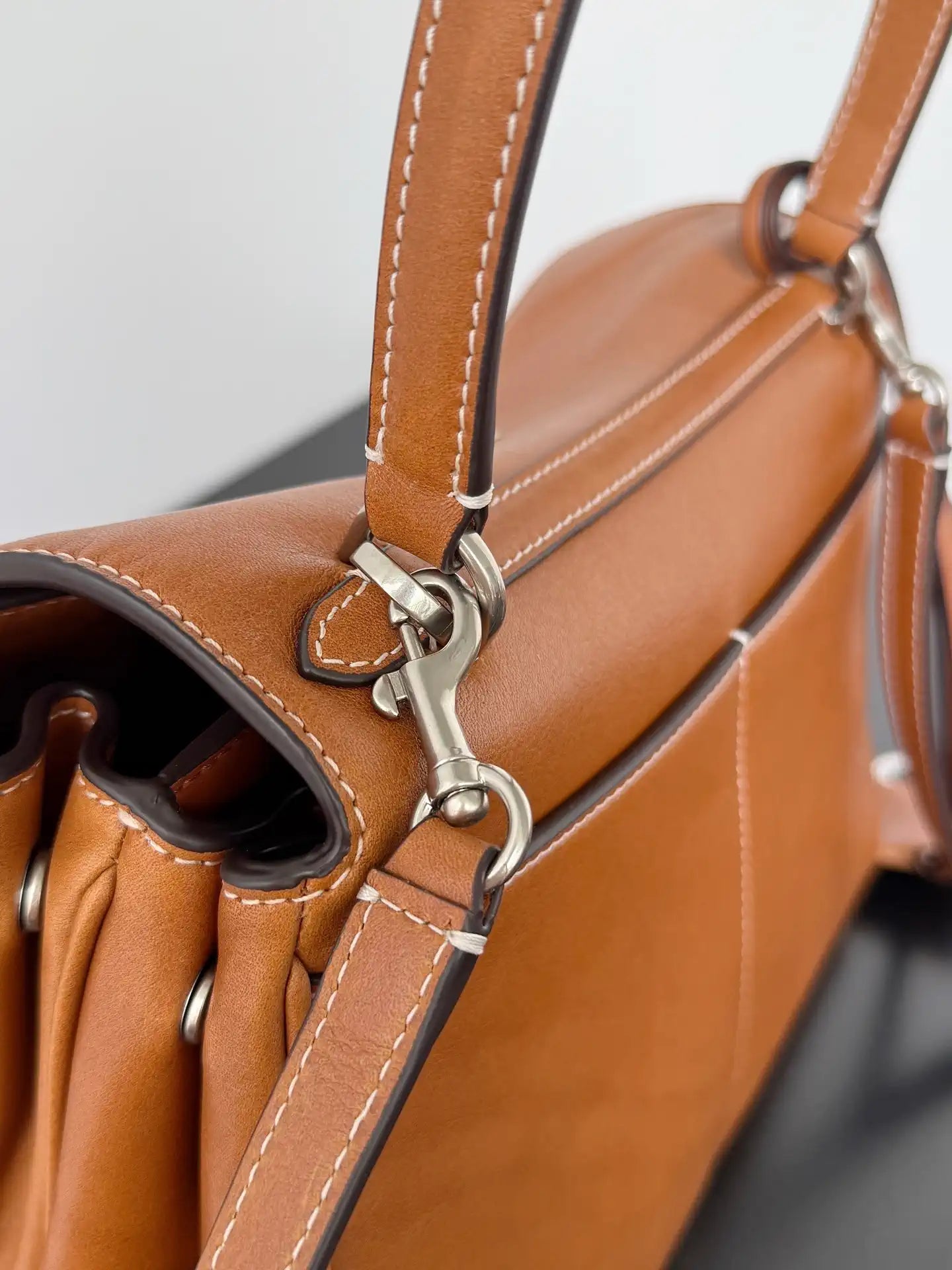 Balenciaga 7897792 Rodeo Handbag Small in Gold Brown smooth calfskin  aged-Silver