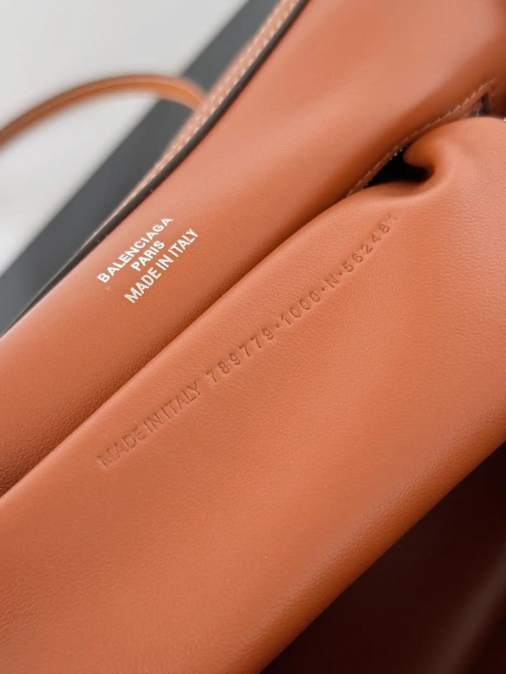 Balenciaga 7897792 Rodeo Handbag Small in Gold Brown smooth calfskin  aged-Silver