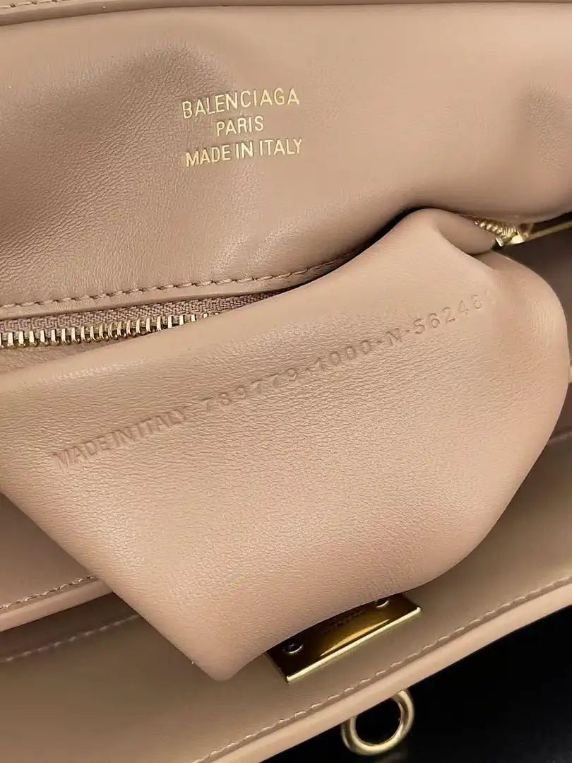 Balenciaga 7897792 Rodeo Handbag Small in Milk Tea smooth calfskin Gold