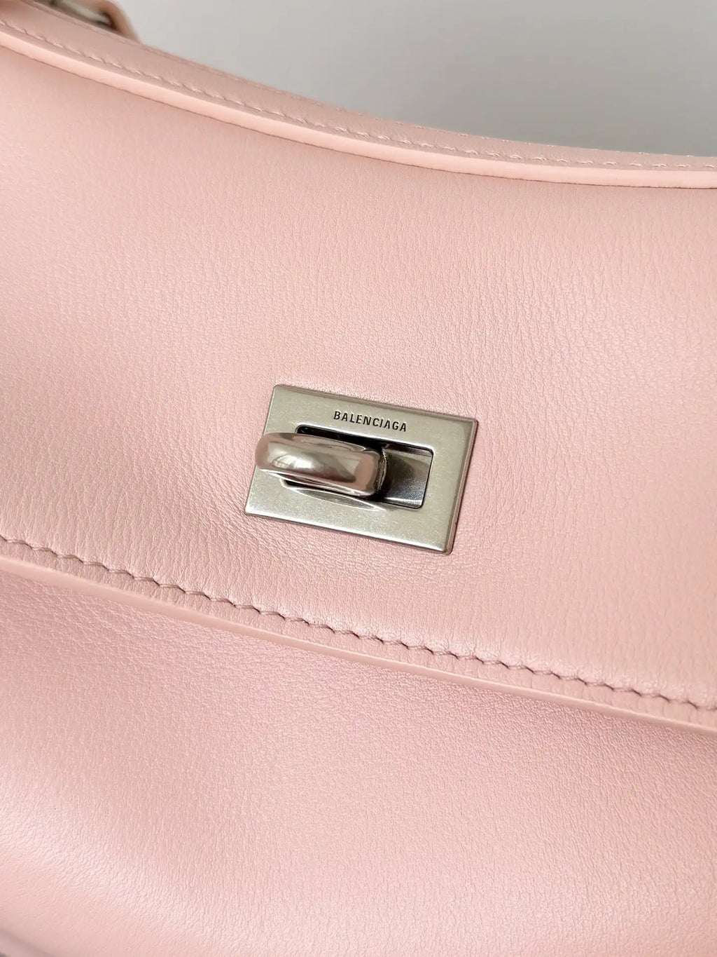 Balenciaga 7897792 Rodeo Handbag Small in Pink smooth calfskin  aged-Silver