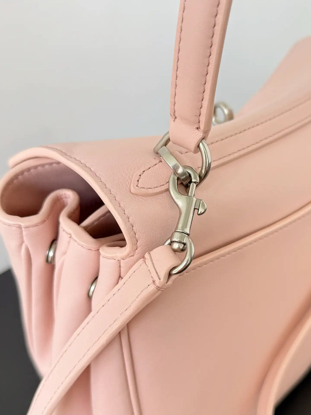 Balenciaga 7897792 Rodeo Handbag Small in Pink smooth calfskin  aged-Silver