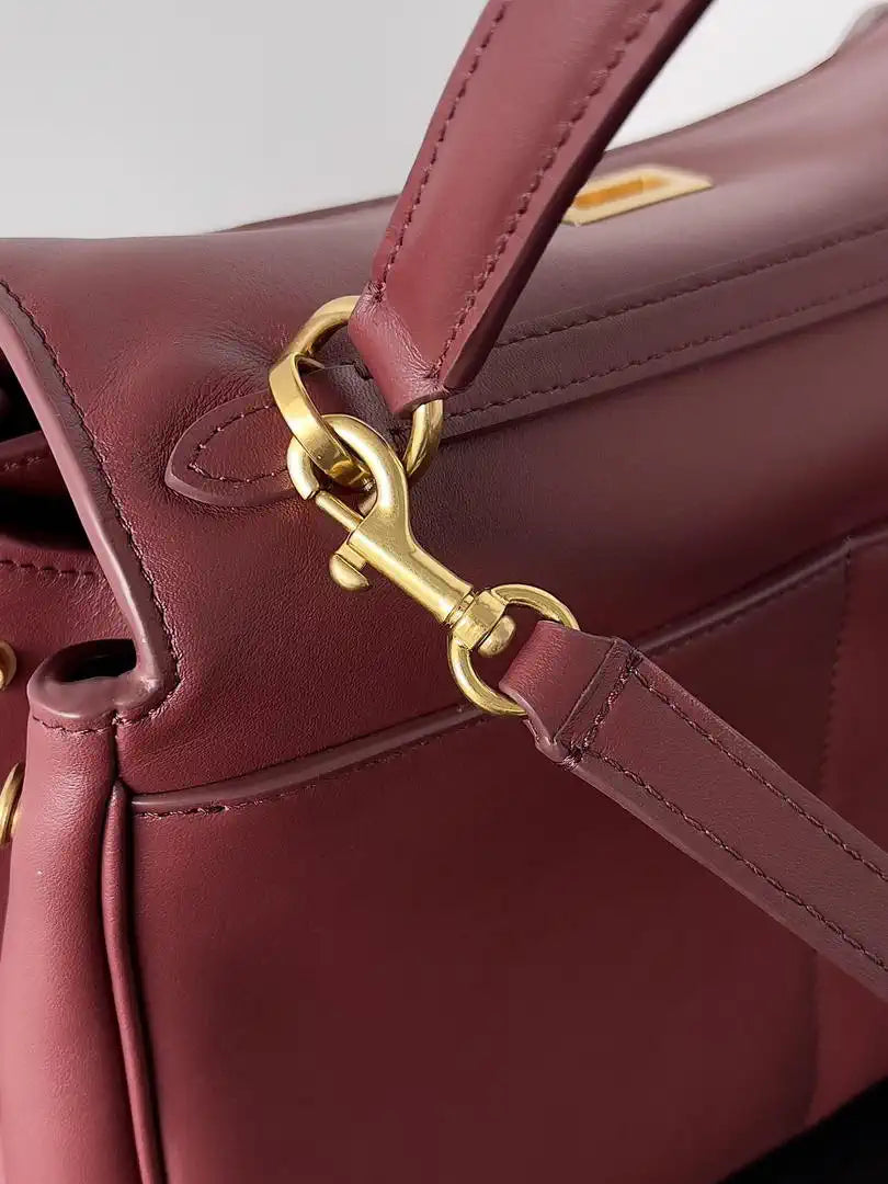 Balenciaga 7897792 Rodeo Handbag Small in Red smooth calfskin Gold