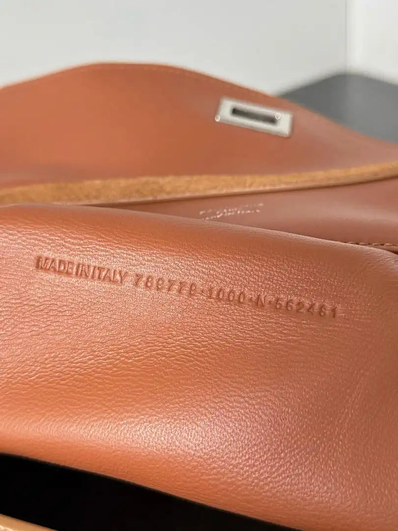 Balenciaga 7897792 Rodeo Handbag Small in Brown Suede aged-Silver