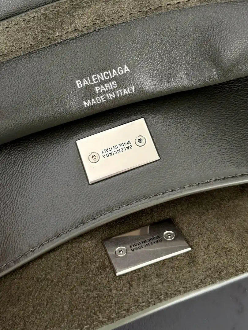 Balenciaga 7897792 Rodeo Handbag Small in Green Suede aged-Silver