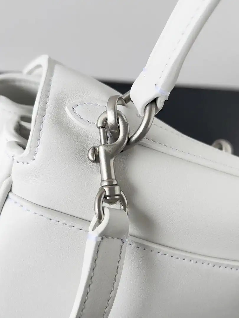 Balenciaga 7897792 Rodeo Handbag Small in White smooth calfskin  aged-Silver
