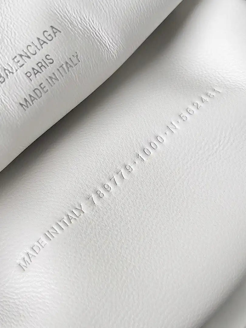 Balenciaga 7897792 Rodeo Handbag Small in White smooth calfskin  aged-Silver