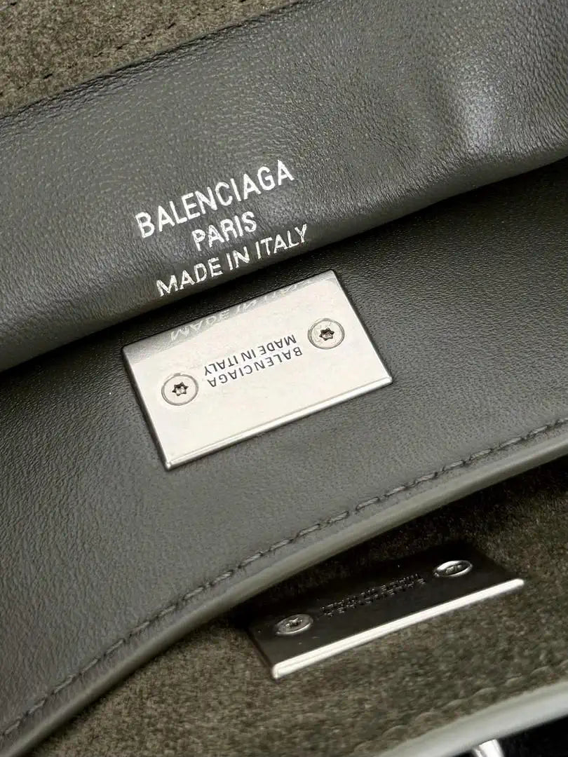 Balenciaga 7954562 Rodeo Handbag Mini in Green Suede aged-Silver