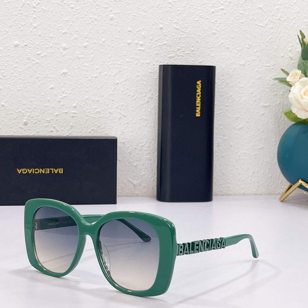 Balenciaga 628247 Dynasty Cat Sunglasses Weekend Butterfly Sunglasses B990164 - Default Title - View 1