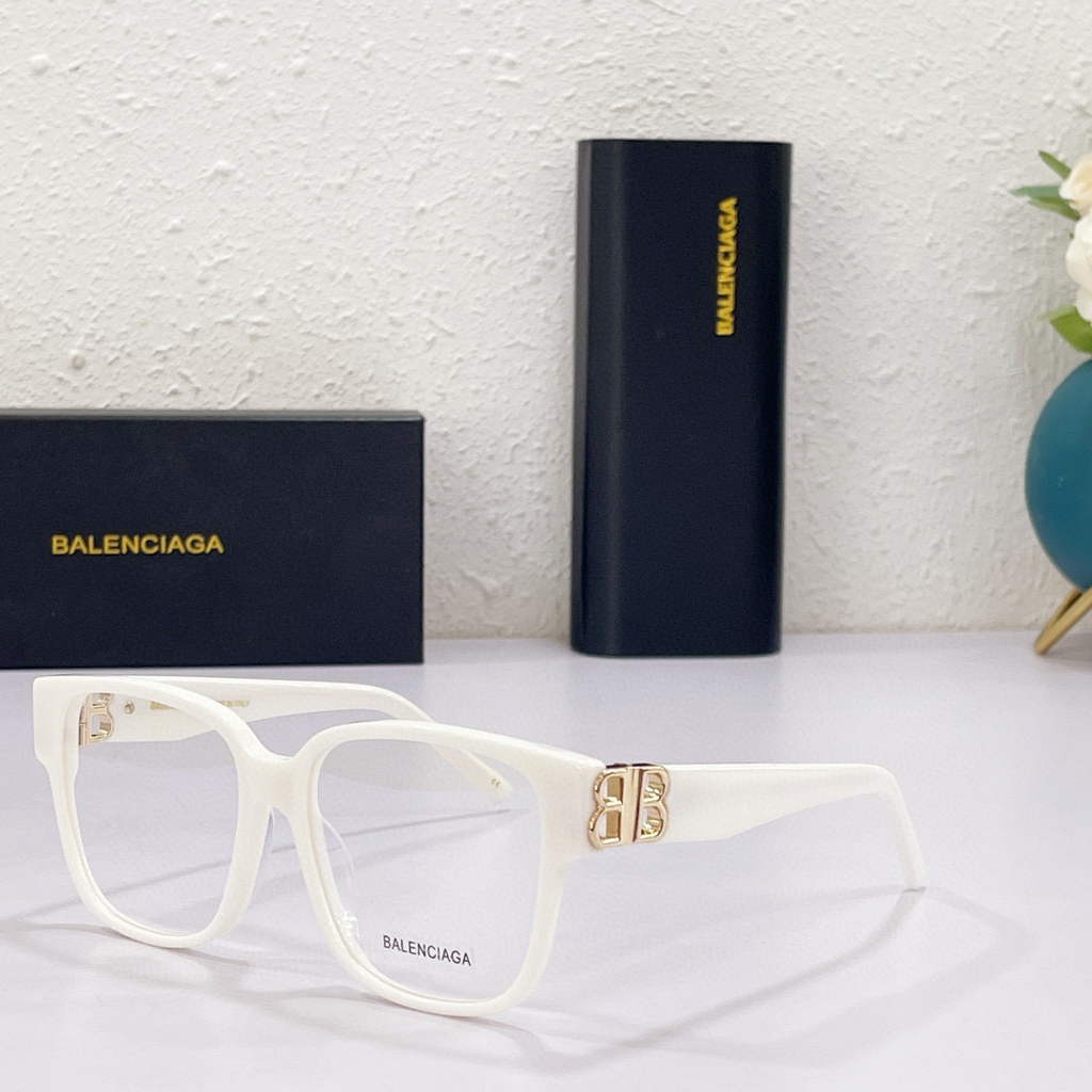Balenciaga 628247 Dynasty Cat Sunglasses Weekend Butterfly Sunglasses B990166 - Default Title - View 1