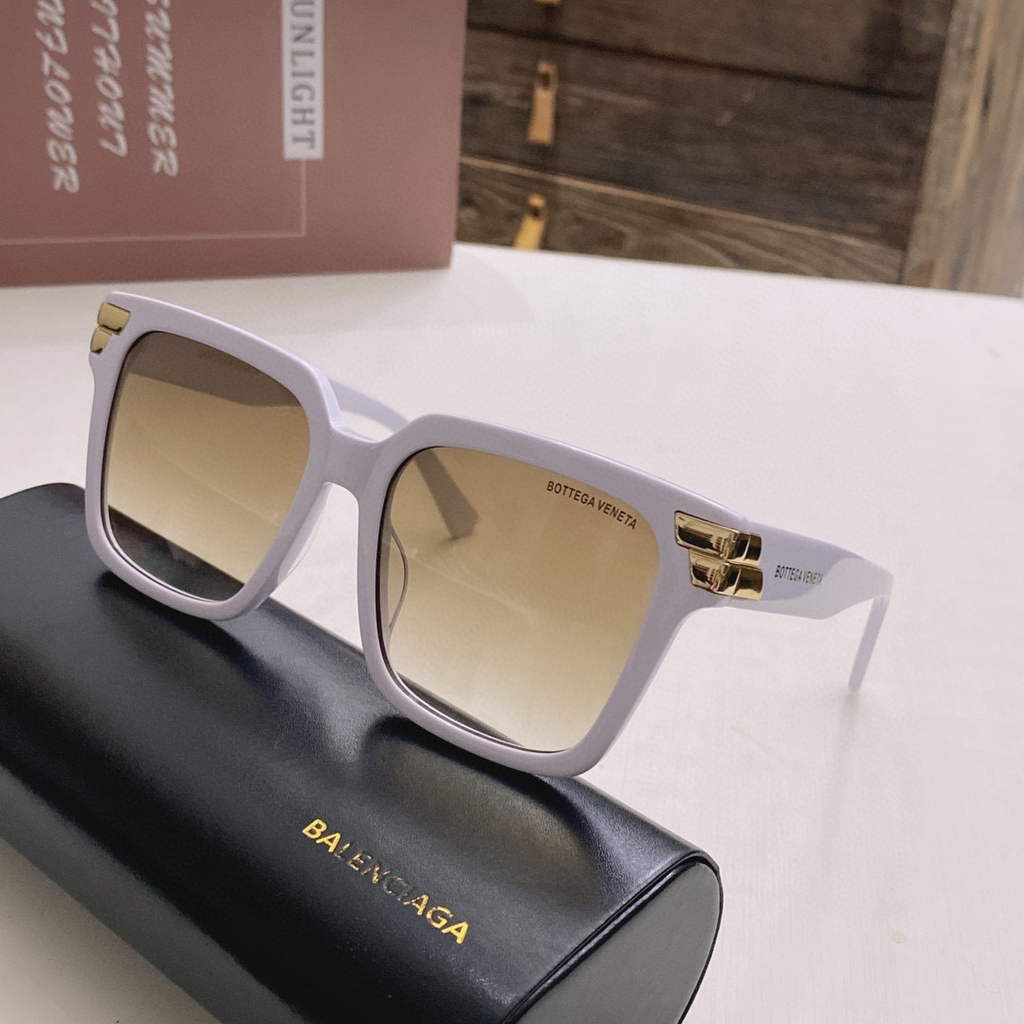 Balenciaga 628247 Dynasty Cat Sunglasses Weekend Butterfly Sunglasses B990195 - Default Title - View 1