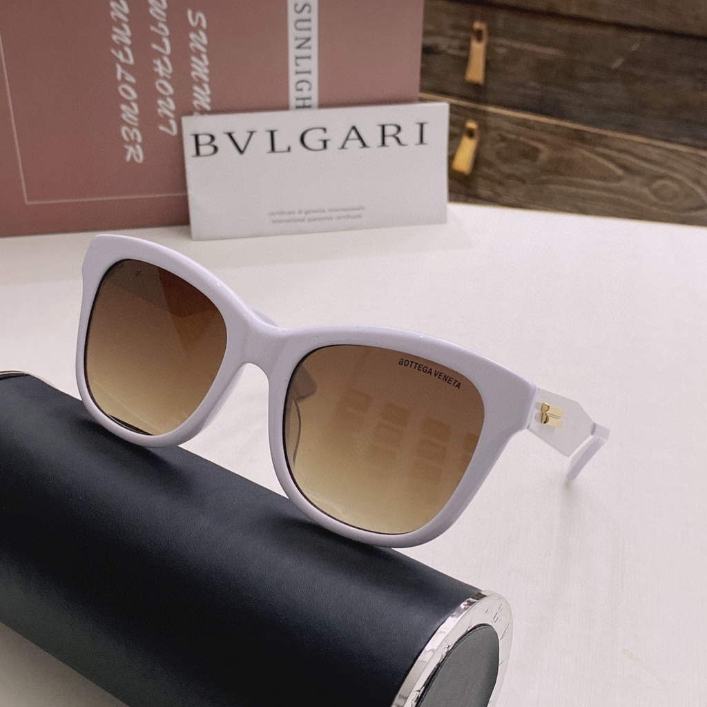 Balenciaga 628247 Dynasty Cat Sunglasses Weekend Butterfly Sunglasses B990199 - Default Title - View 1