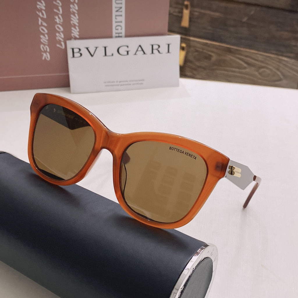 Balenciaga 628247 Dynasty Cat Sunglasses Weekend Butterfly Sunglasses B990200 - Default Title - View 1