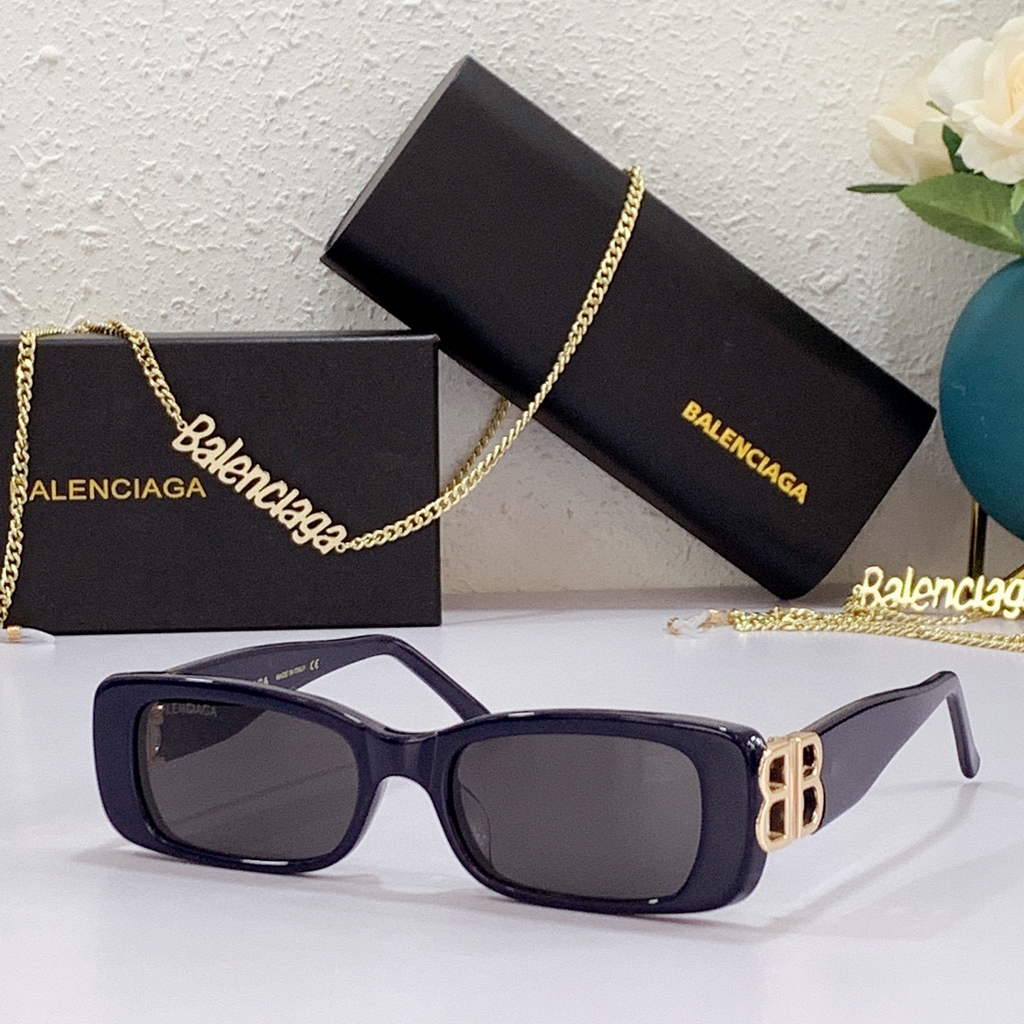 Balenciaga 628247 Dynasty Cat Sunglasses Weekend Butterfly Sunglasses B990211 - Default Title - View 1