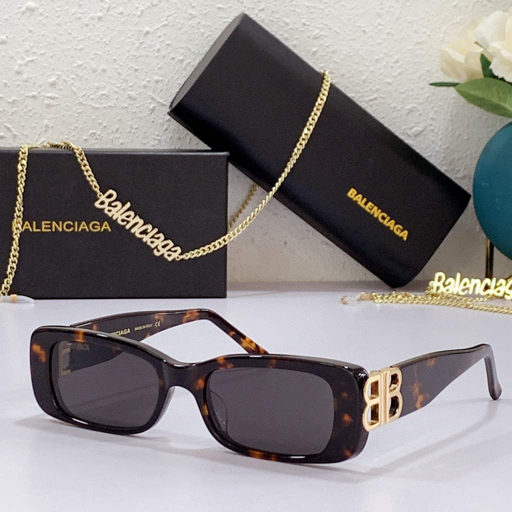 Balenciaga 628247 Dynasty Cat Sunglasses Weekend Butterfly Sunglasses B990217 - Default Title - View 1