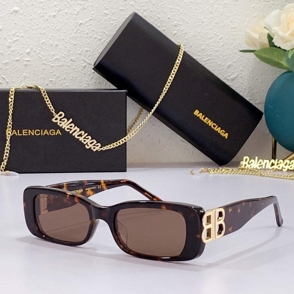 Balenciaga 628247 Dynasty Cat Sunglasses Weekend Butterfly Sunglasses B990218 - Default Title - View 1