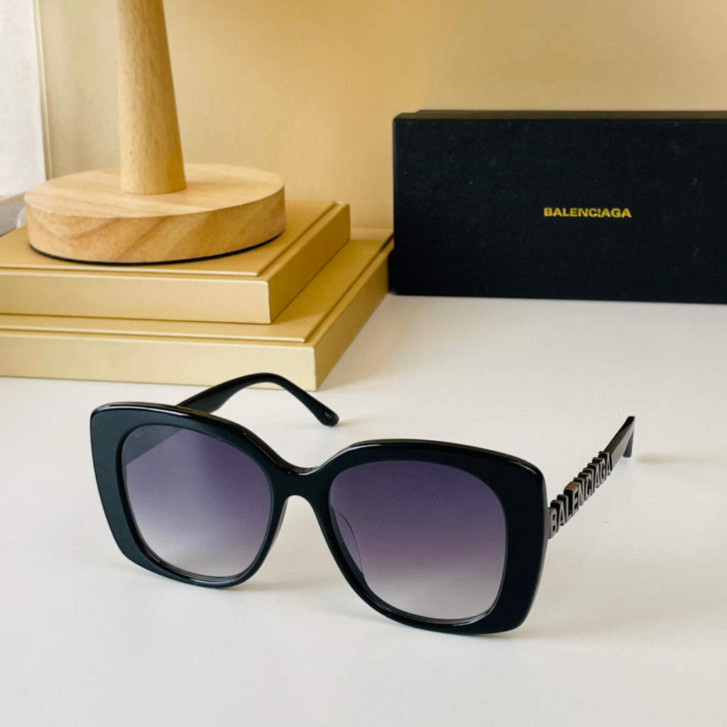 Balenciaga 628247 Dynasty Cat Sunglasses Weekend Butterfly Sunglasses B990230 - Default Title - View 1