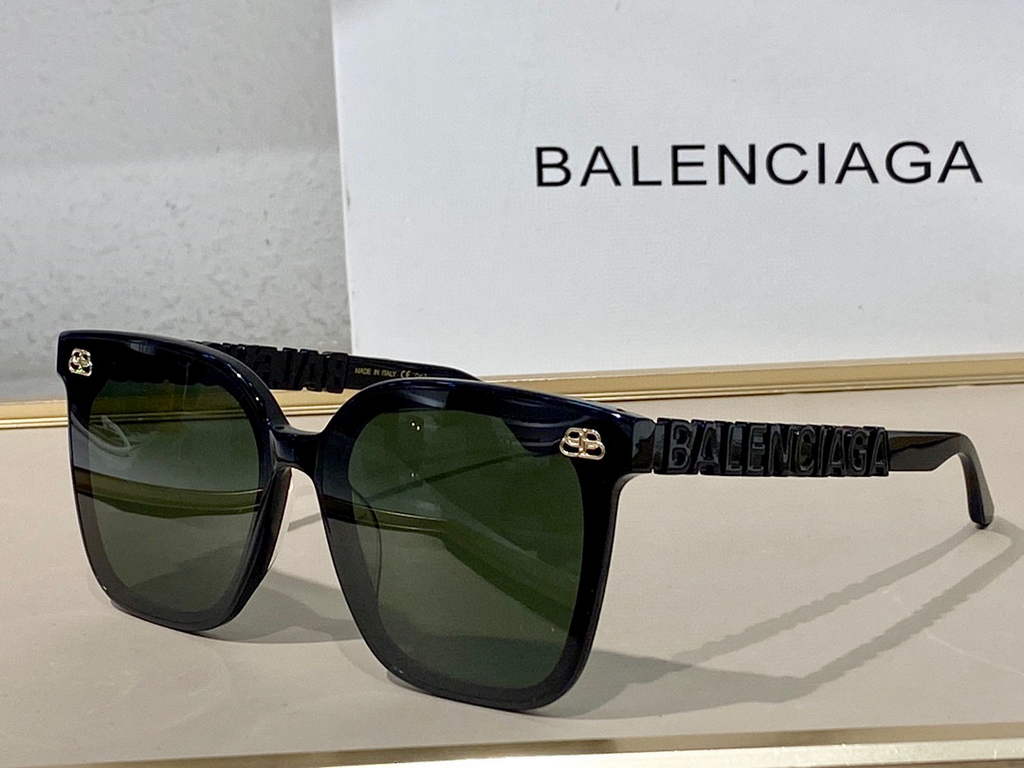 Balenciaga 628247 Dynasty Cat Sunglasses Weekend Butterfly Sunglasses B990241 - Default Title - View 1
