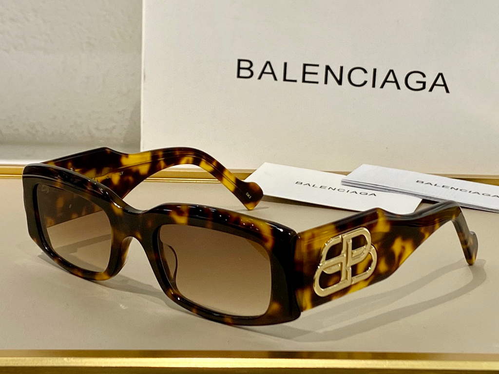 Balenciaga 628247 Dynasty Cat Sunglasses Weekend Butterfly Sunglasses B990251