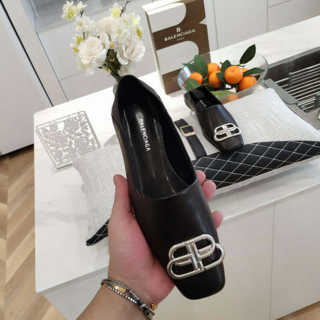 Balenciaga Women's Shoes BB Sign Sandal B77579