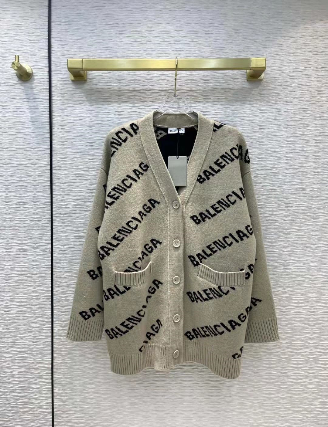 Balenciaga Women's Sweaters Designer Balenciaga Cardigan Clothing 38121